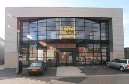 Bedrijfspand 12