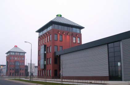 Bedrijfspand 24