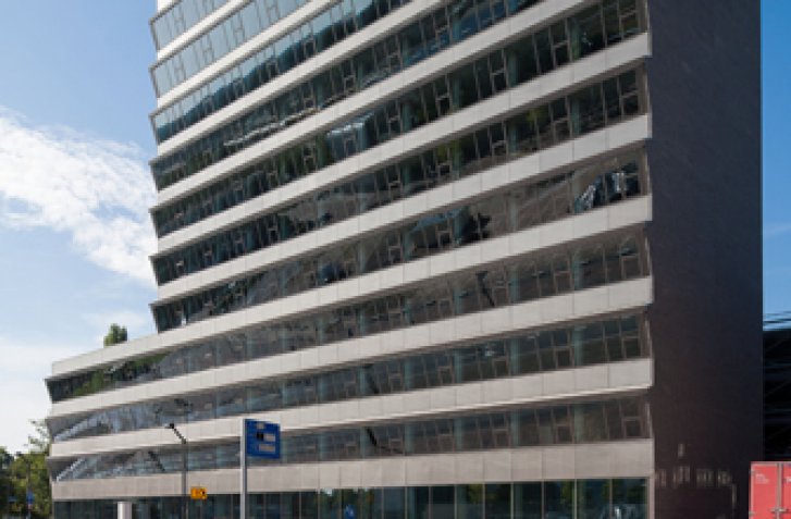 Bedrijfspand 25